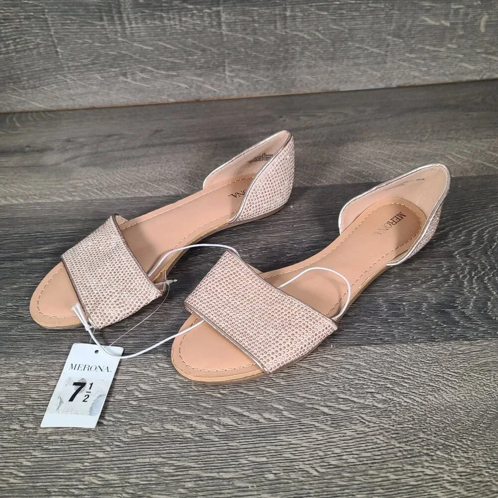 NWT Merona Flat Women's Slip-on Gold Rhinestone Sandals Size 7.5 - Picture 1 of 14